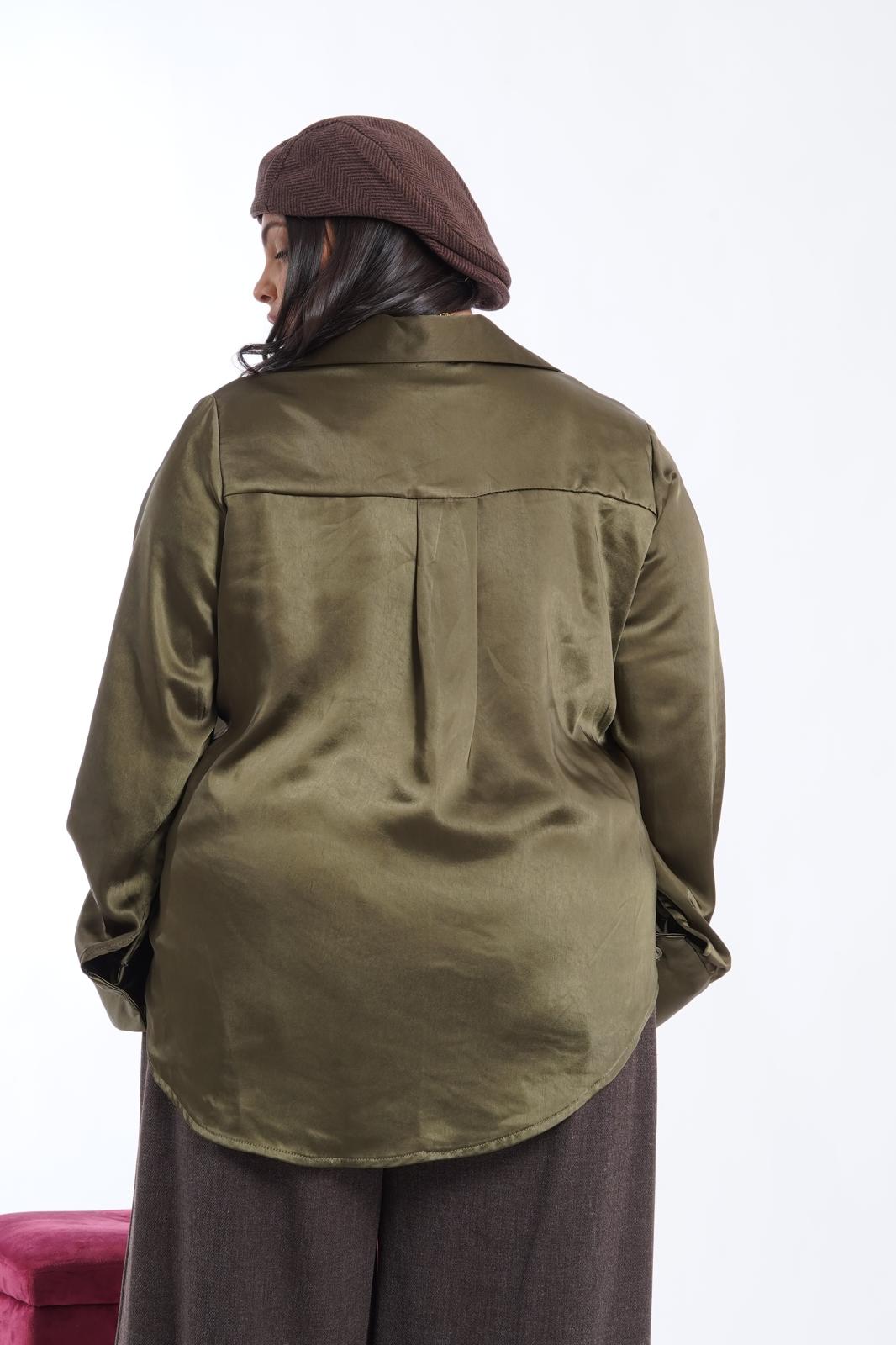 Camicia in raso Love verde