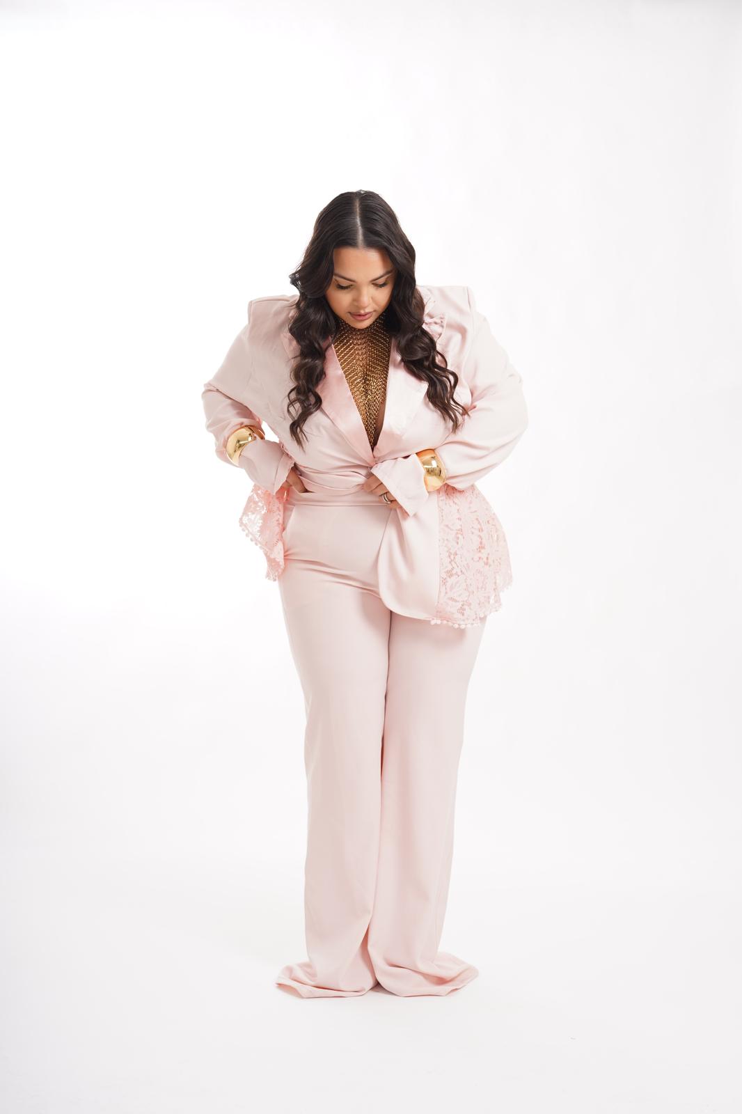 Tailleur Chic In Pizzo Rosa