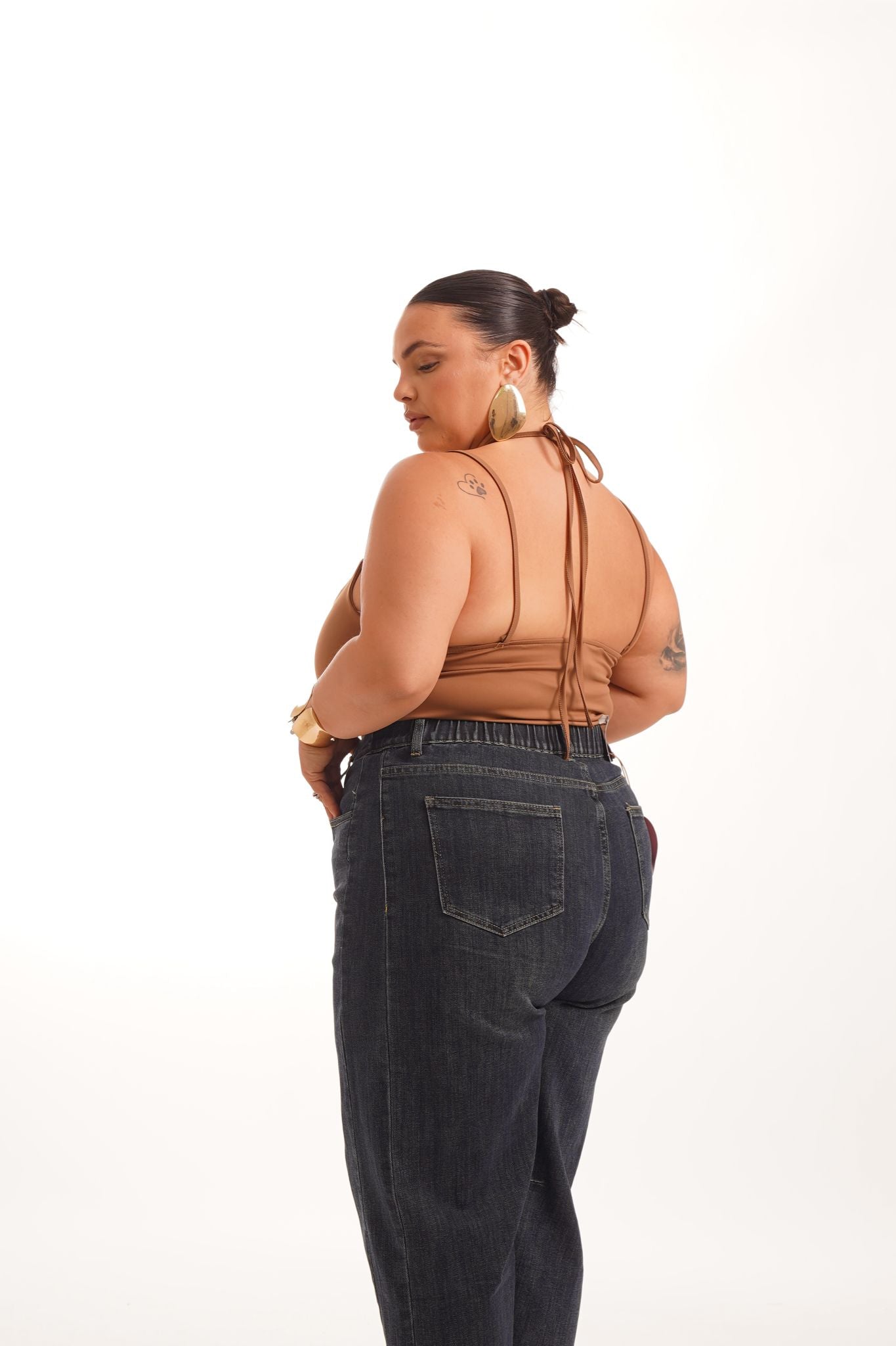Body Lola Marrone