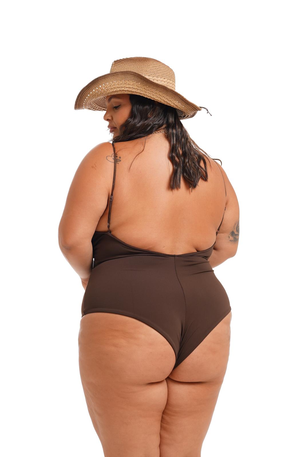 Costume Caila Marrone