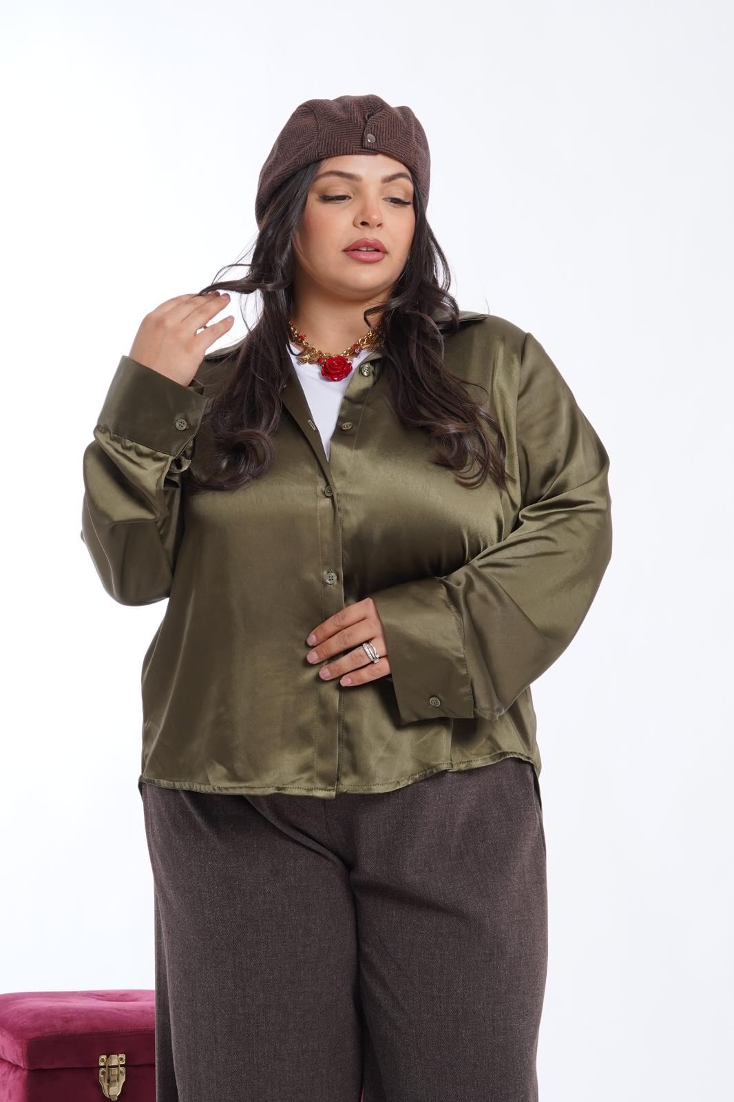 Camicia in raso Love verde