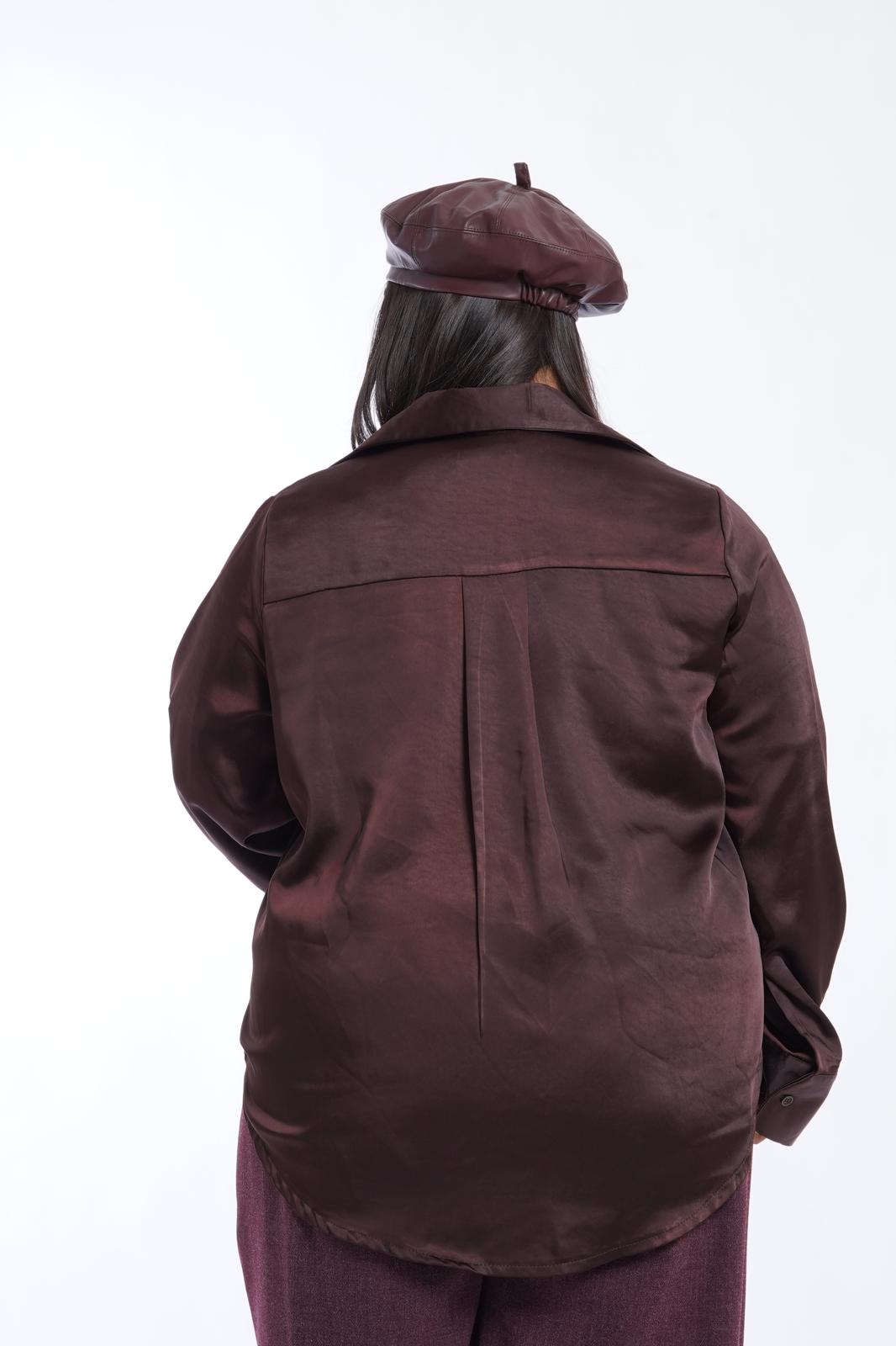 Camicia in raso Love marrone