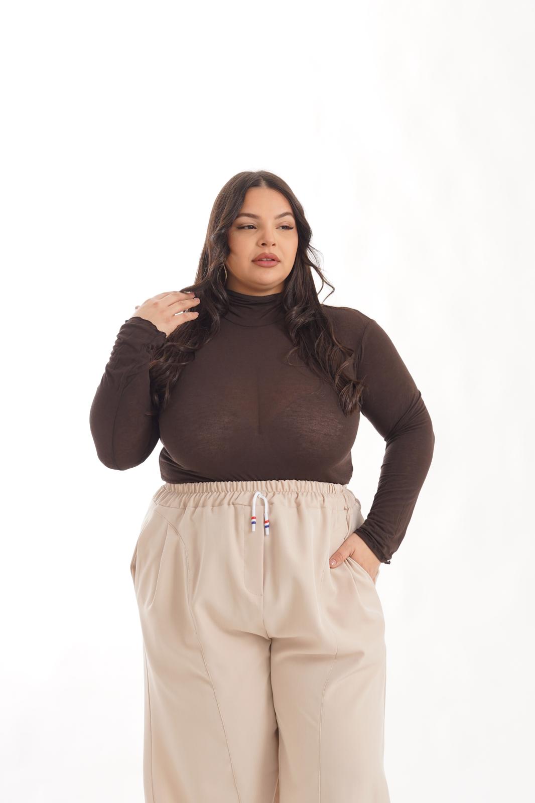 Maglia In Cashmere collo alto marrone