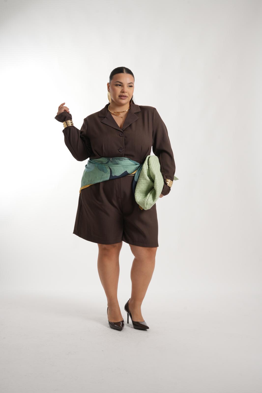 Tutina Daniela marrone