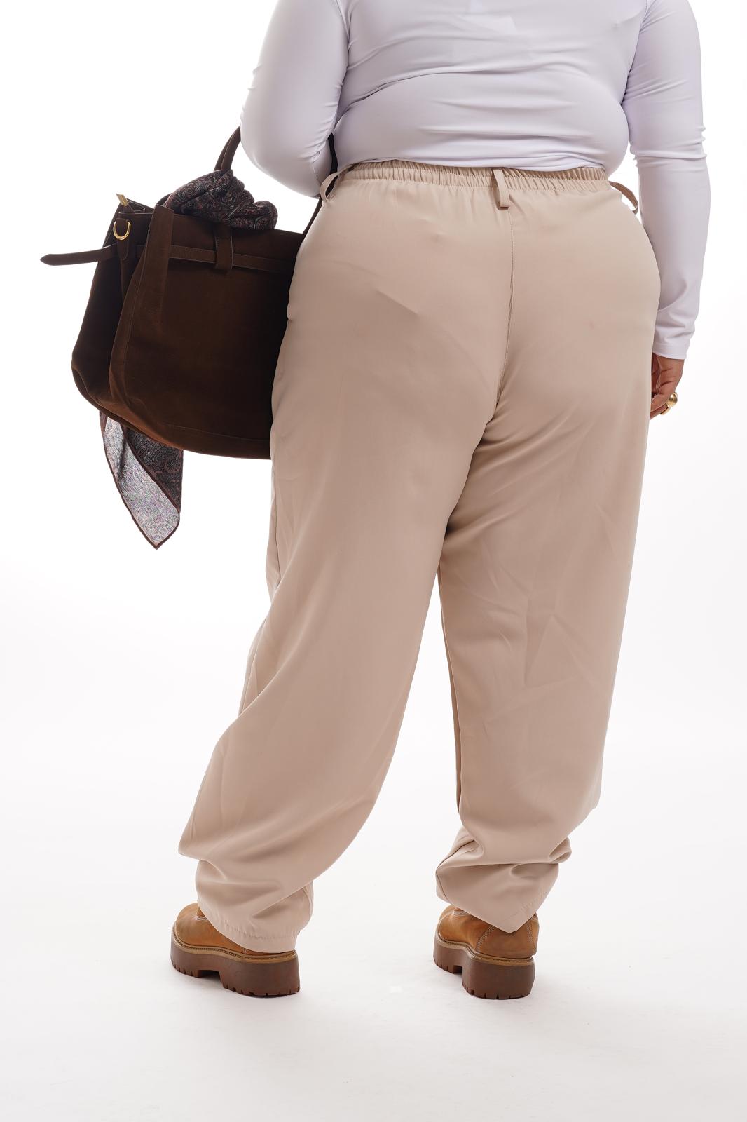 Pantalone Con Pinces Beige