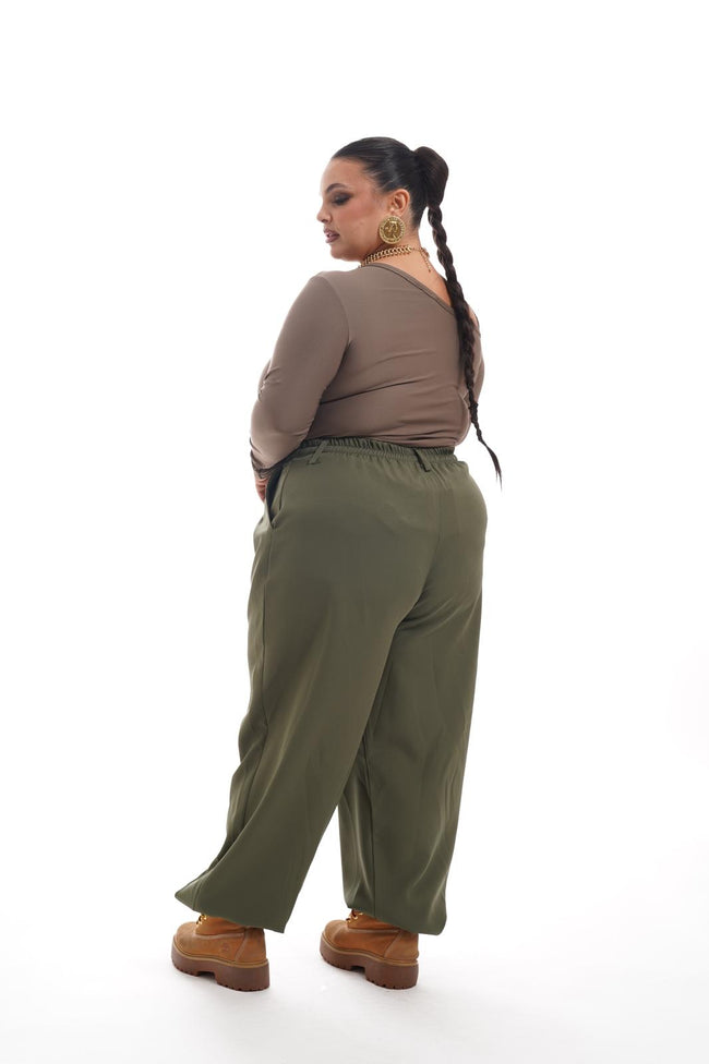Pantalone Con Pinces Verde
