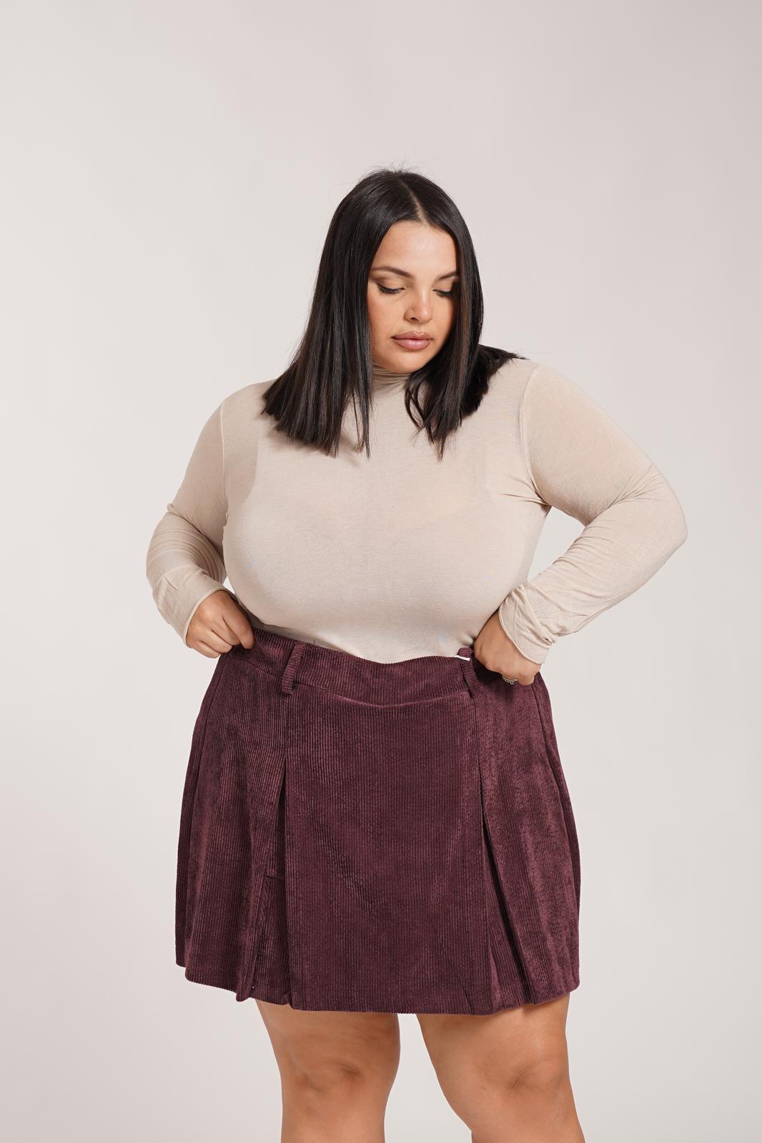 Maglia In Cashmere Collo Alto Beige